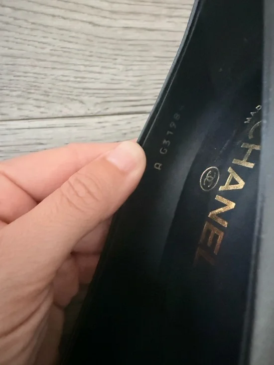 CHANEL Leather Cap Toe Logo Back Pumps - Picture 5 of 9